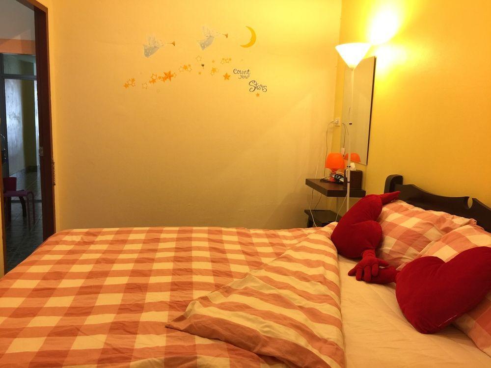 Tid Tarad Hostel ホアヒン郡 エクステリア 写真